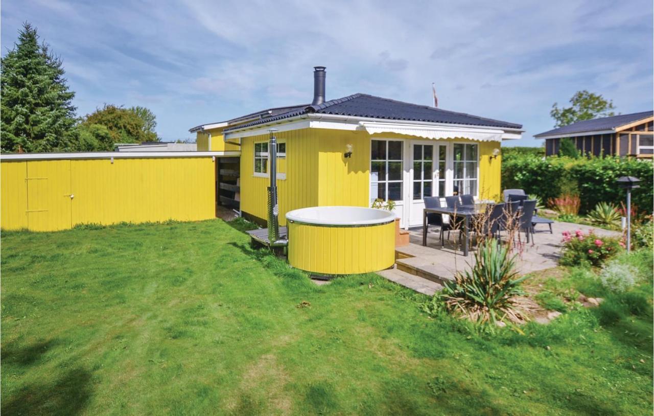 2 Bedroom Pet Friendly Home In Broager Exteriör bild